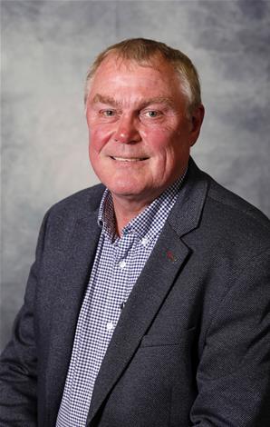 Profile image for Councillor Gary Hackwell