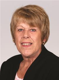 Profile image for Councillor Mrs Josie Iles