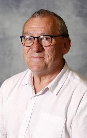 Profile image for Councillor Simon Curry